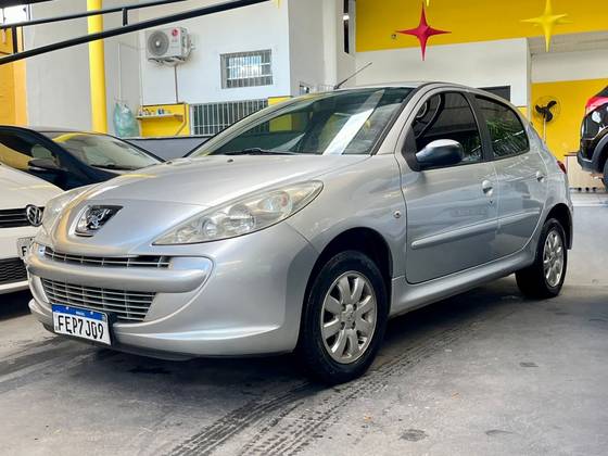 PEUGEOT 207 1.4 XR 8V FLEX 4P MANUAL
